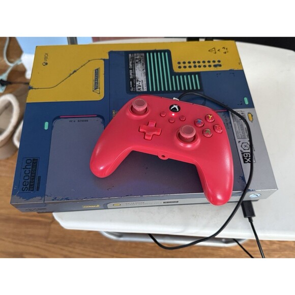 Microsoft Xbox One X 1TB Console Gaming System Cyberpunk W/pink Controller - Picture 1 of 10